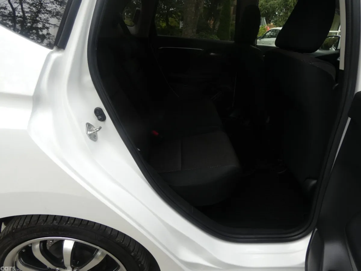 Honda Fit Hatchback, Petrol Hybrid, 2015, White