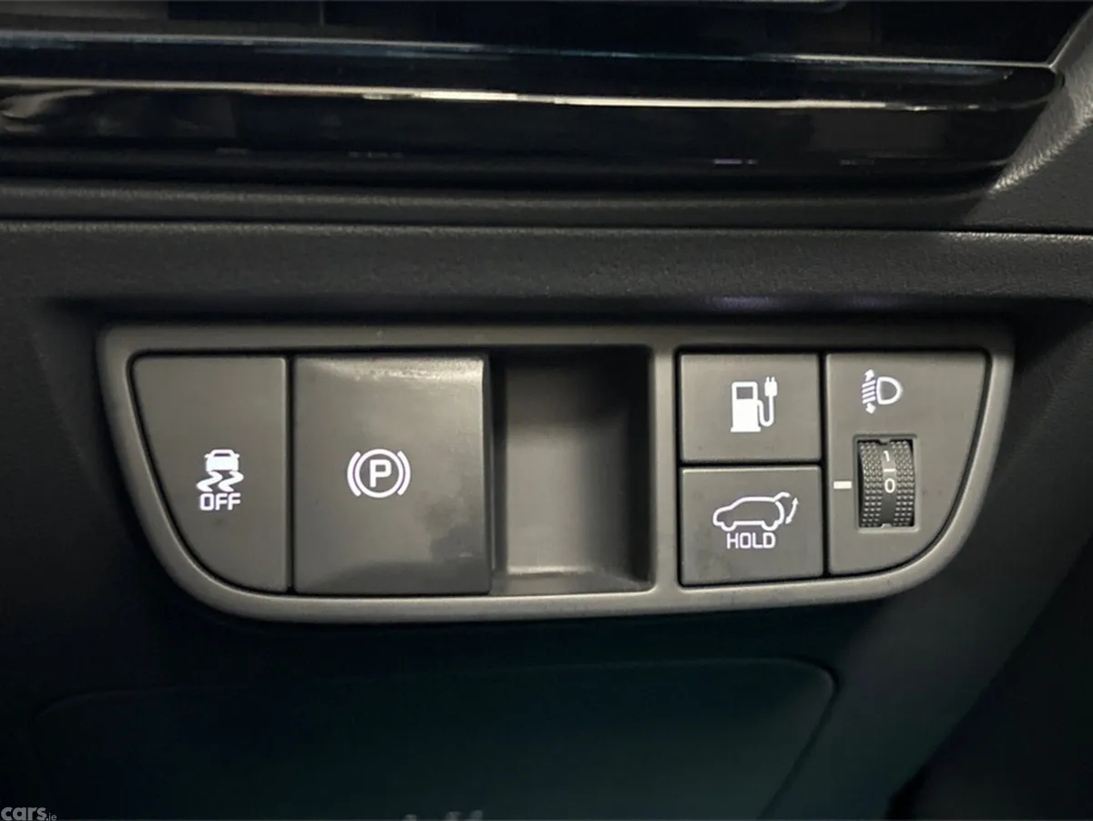 Kia EV6 MPV, Electric, 2023, Red