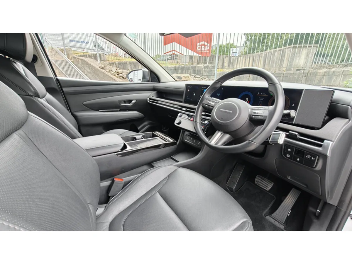Hyundai Tucson SUV, Petrol Hybrid, 2024, White