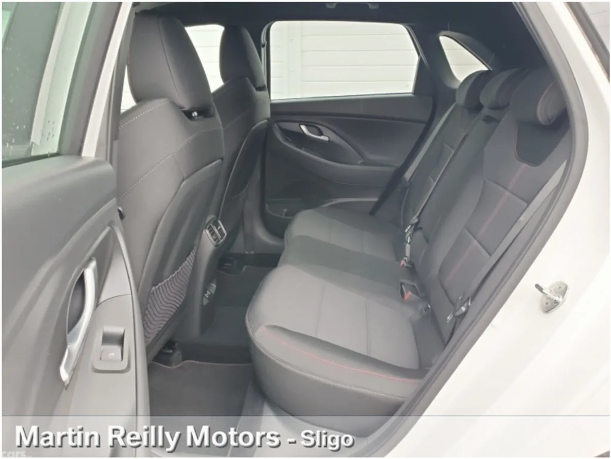 Hyundai i30 Hatchback, Petrol, 2024, White