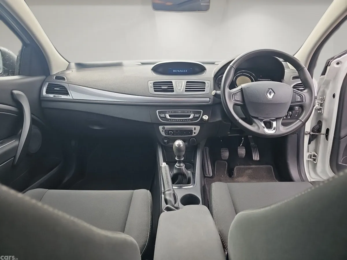 Renault Megane Coupe, Diesel, 2015, White