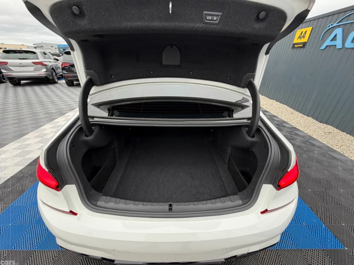 BMW 3-Series Saloon, Diesel, 2020, White