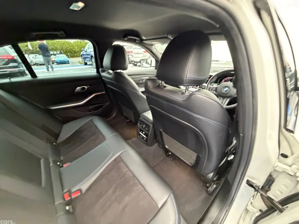 BMW 3-Series Saloon, Diesel, 2020, White