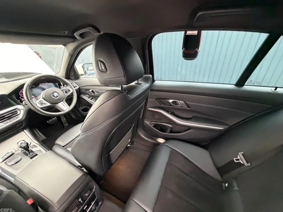 BMW 3-Series Saloon, Diesel, 2020, White