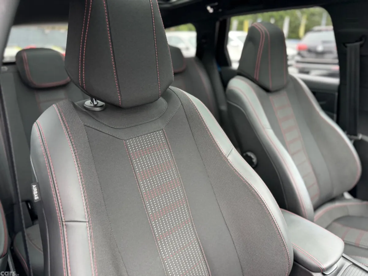 Peugeot 308 Estate, Diesel, 2021, Blue