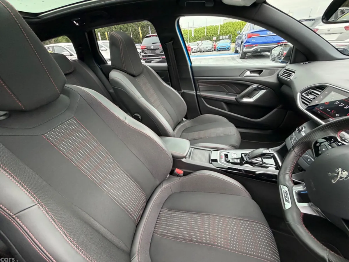 Peugeot 308 Estate, Diesel, 2021, Blue