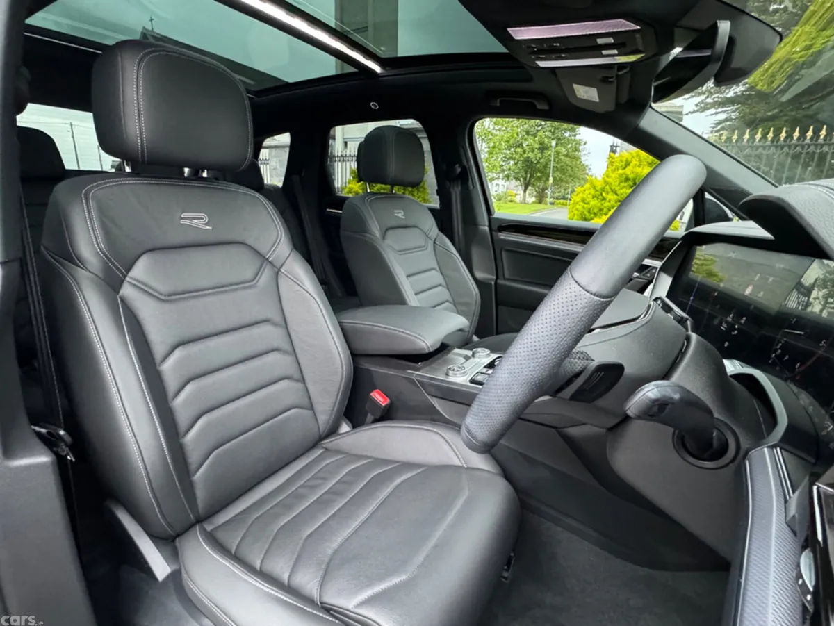 Volkswagen Touareg SUV, Diesel, 2023, Grey