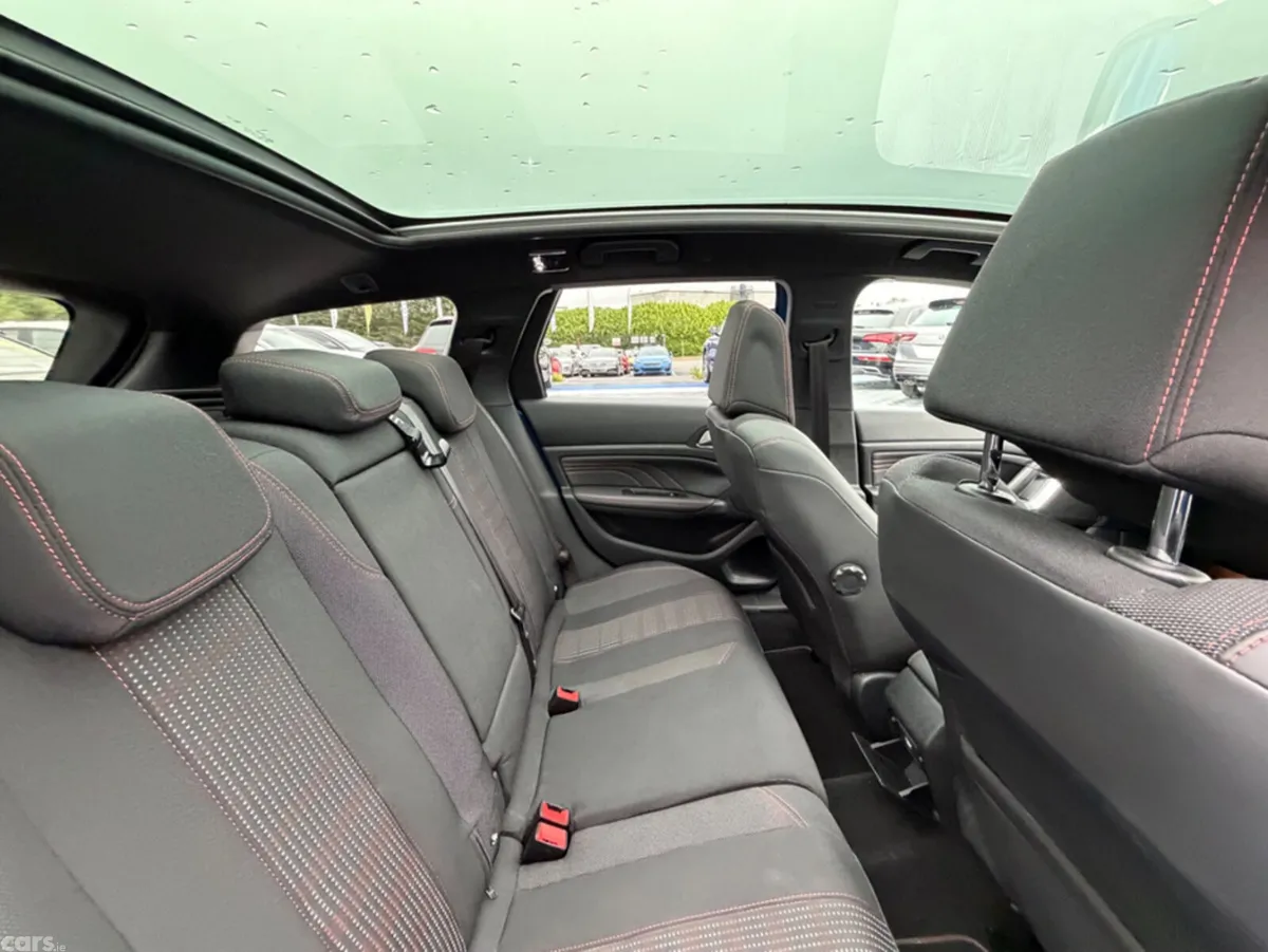 Peugeot 308 Estate, Diesel, 2021, Blue