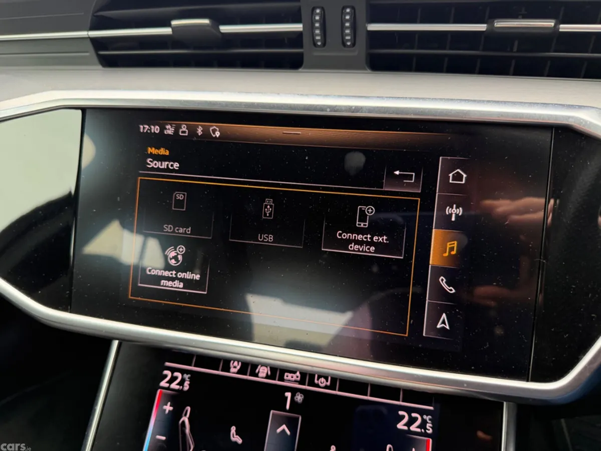 Audi A6 Saloon, Diesel, 2019, Blue