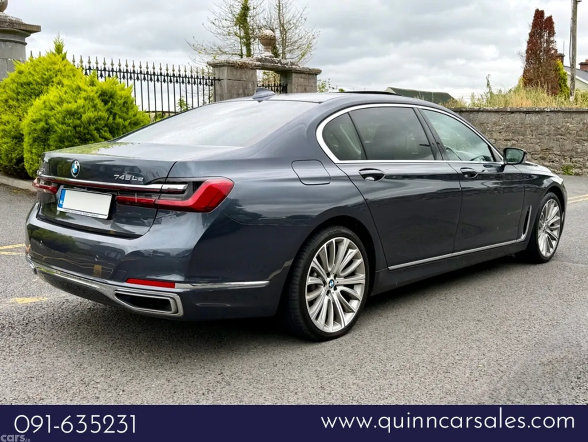 BMW 7-Series Saloon, Petrol Plug-in Hybrid, 2020, Grey