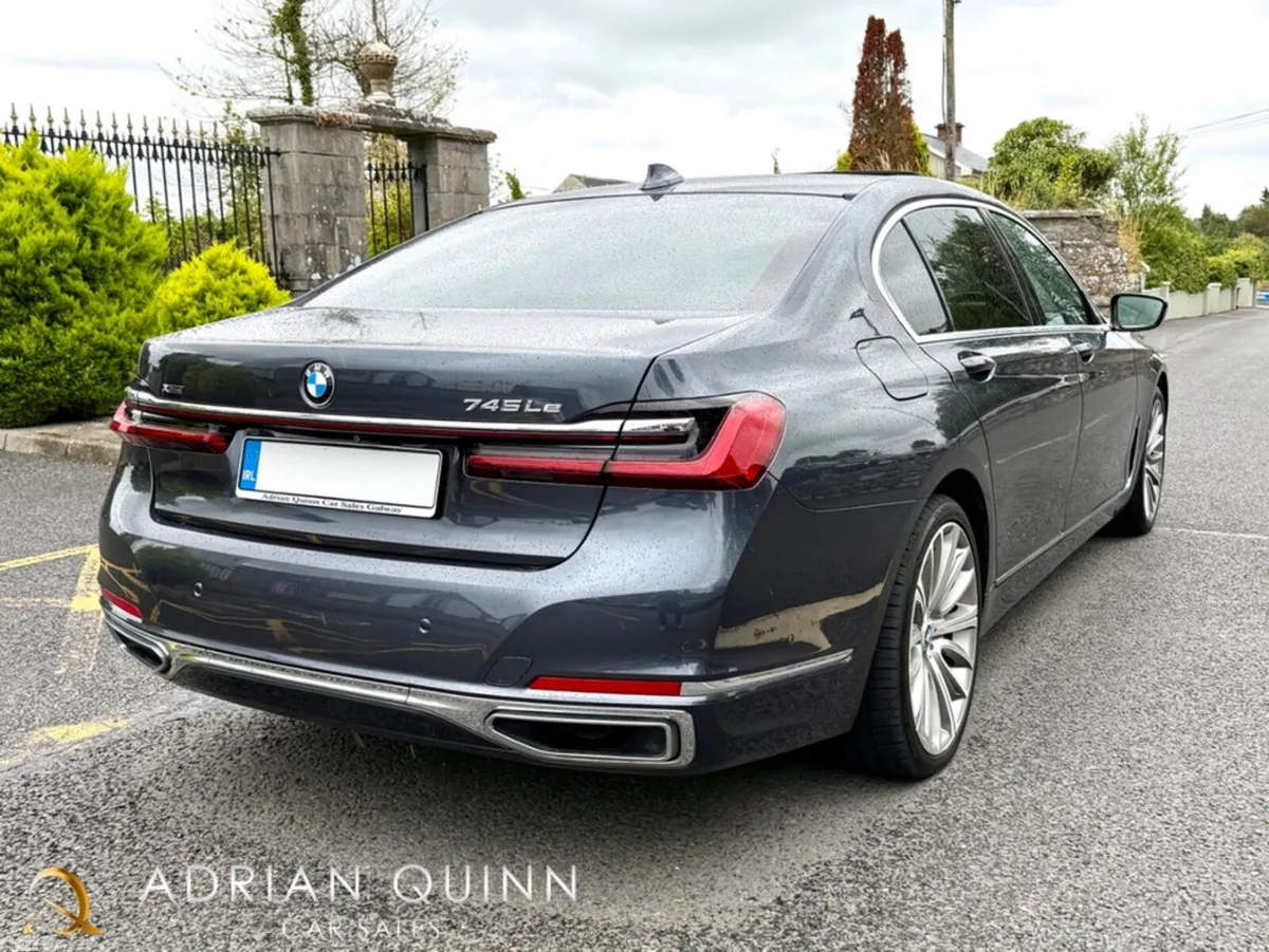BMW 7-Series Saloon, Petrol Plug-in Hybrid, 2020, Grey