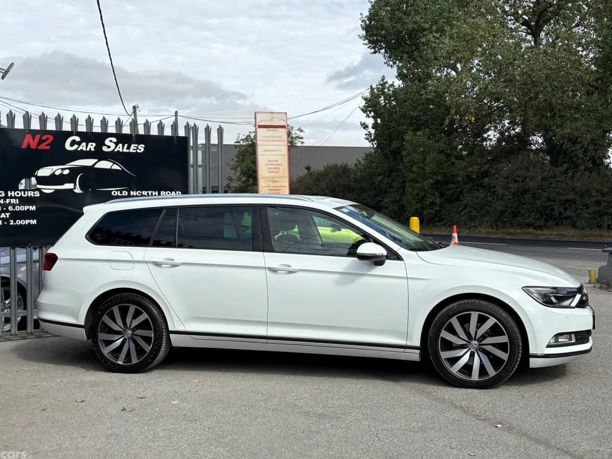 Volkswagen Passat Estate, Diesel, 2017, White