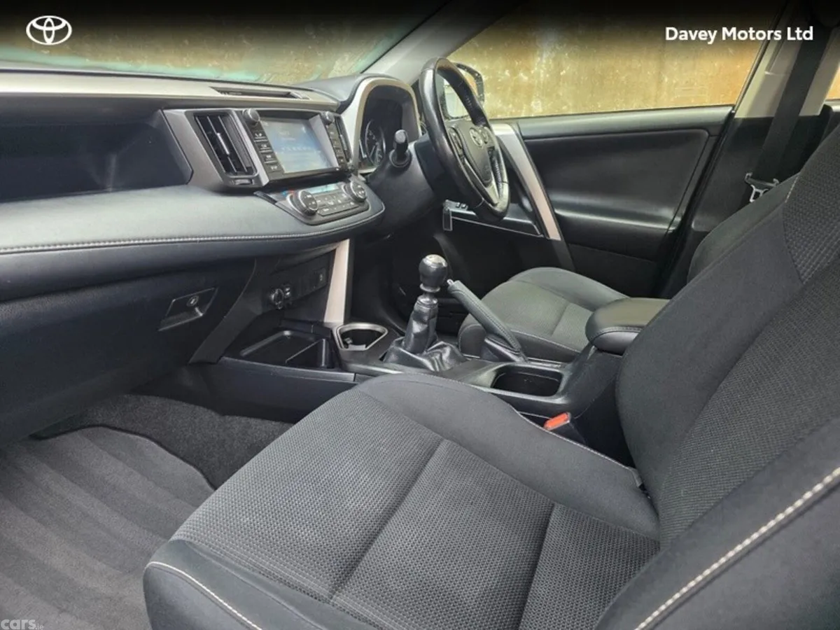Toyota RAV4 SUV, Diesel, 2016, Silver