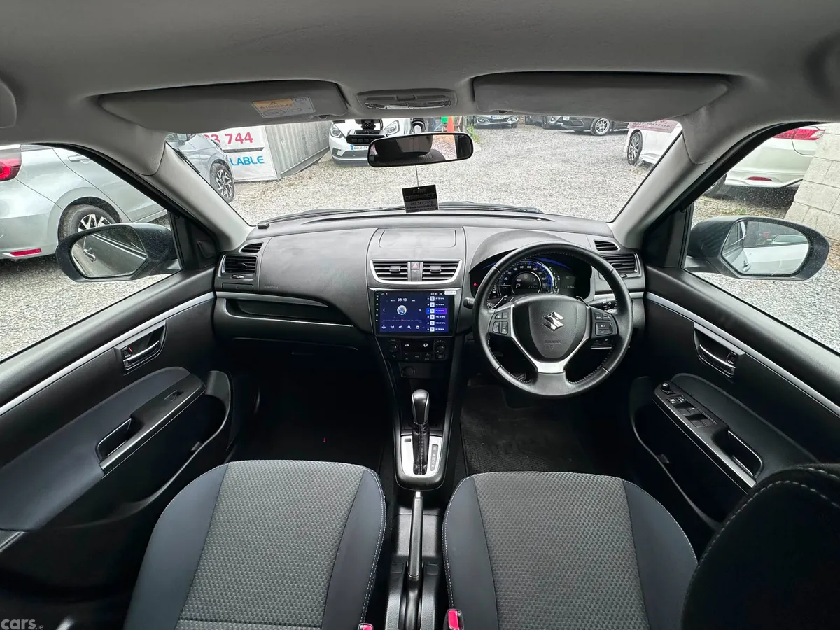 Suzuki Swift Hatchback, Petrol, 2015, Grey