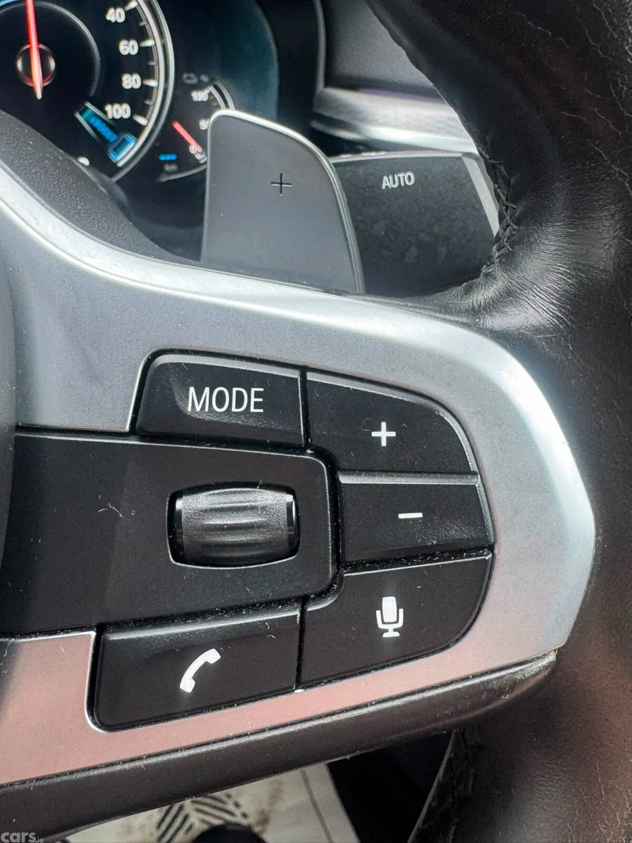BMW 5-Series Saloon, Petrol Plug-in Hybrid, 2017, Blue