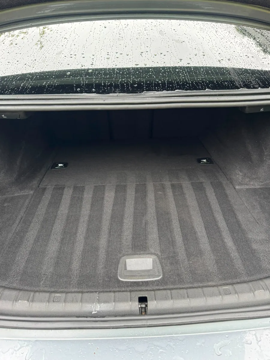BMW 5-Series Saloon, Petrol Plug-in Hybrid, 2017, Blue