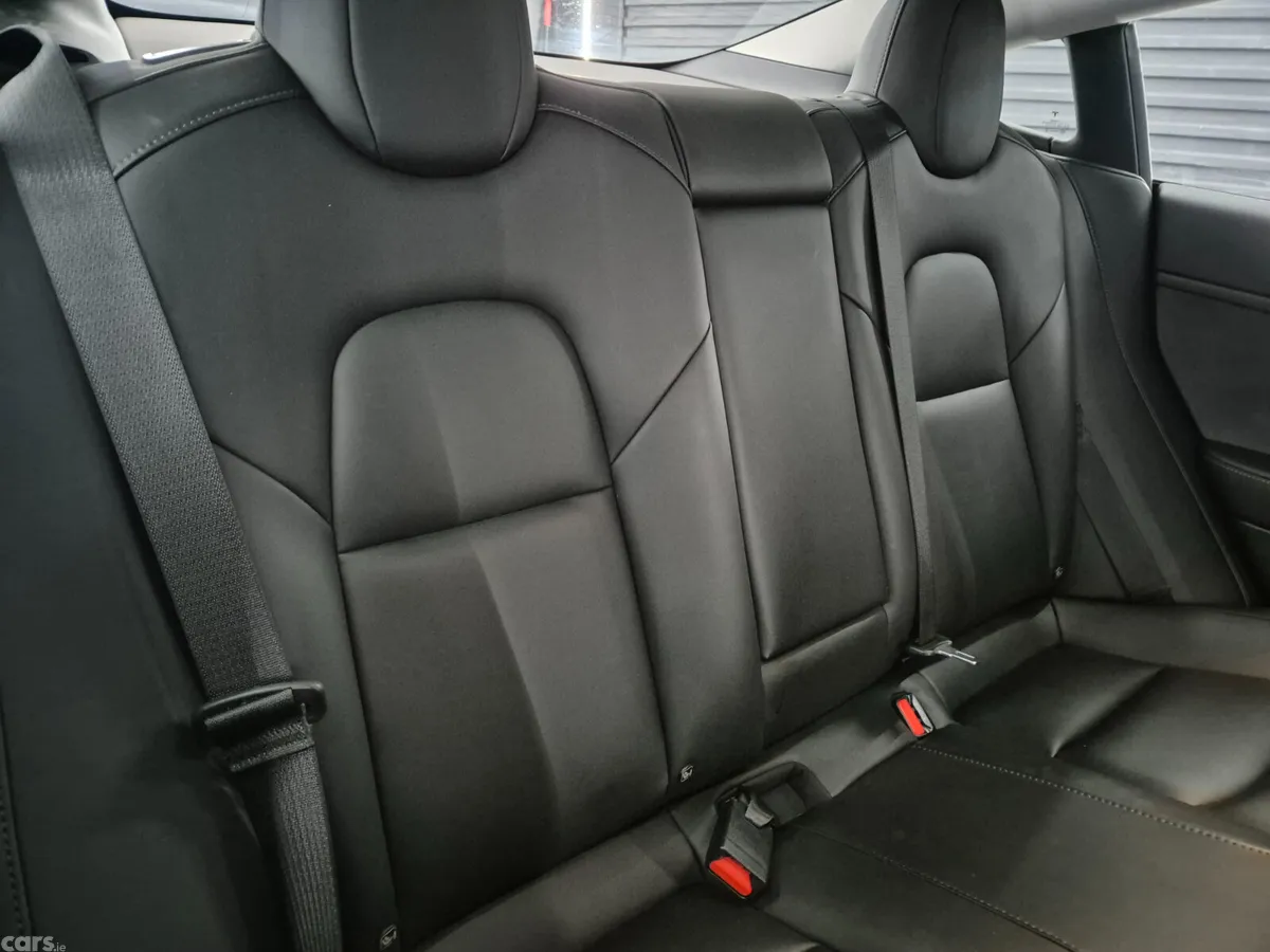 Tesla Model 3 Saloon, Electric, 2022, Grey