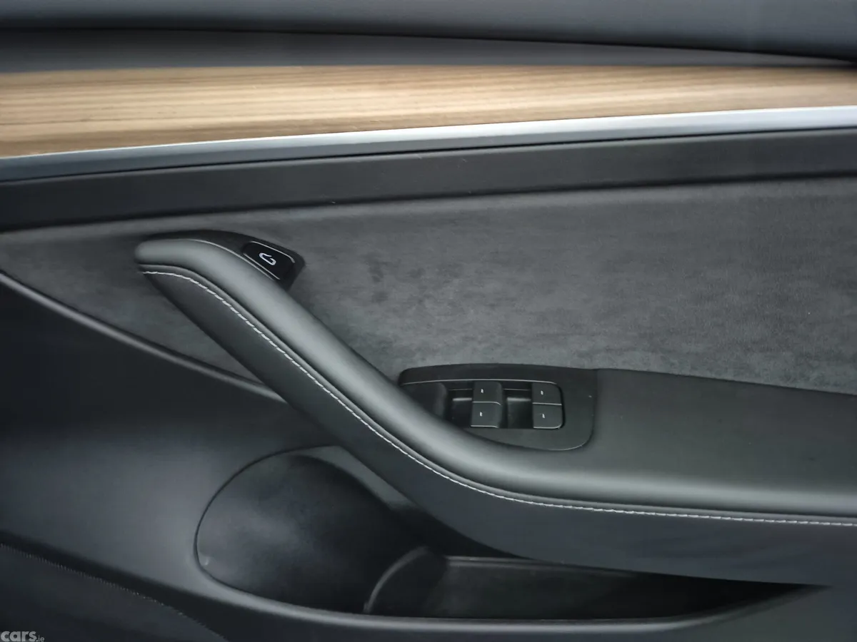 Tesla Model 3 Saloon, Electric, 2022, Grey