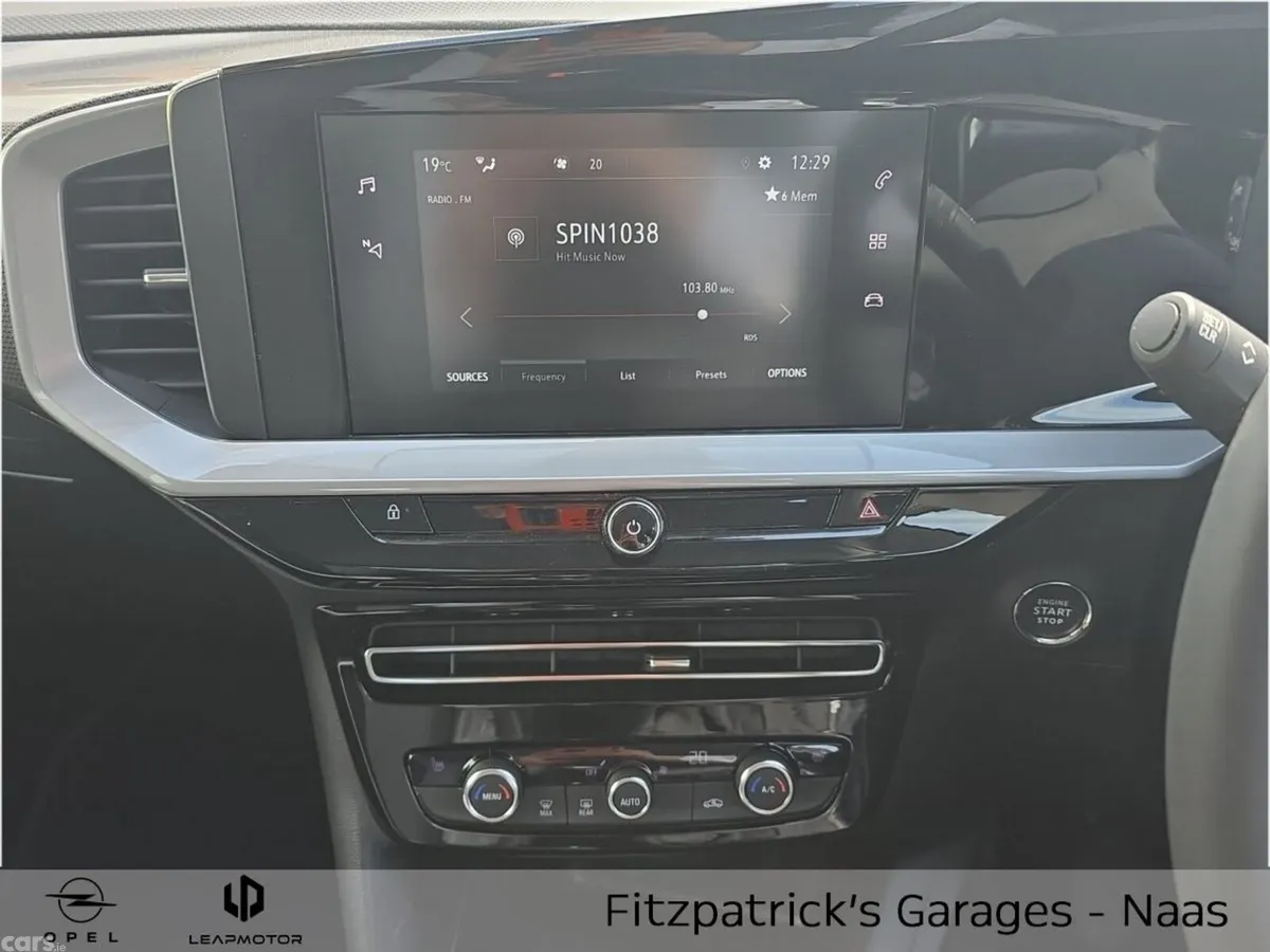Opel Mokka SUV, Petrol, 2025, White