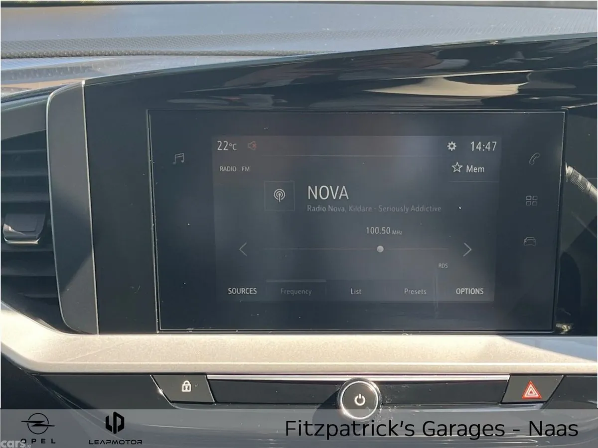 Opel Mokka SUV, Petrol, 2025, Red