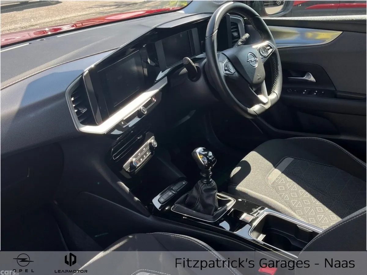 Opel Mokka SUV, Petrol, 2025, Red