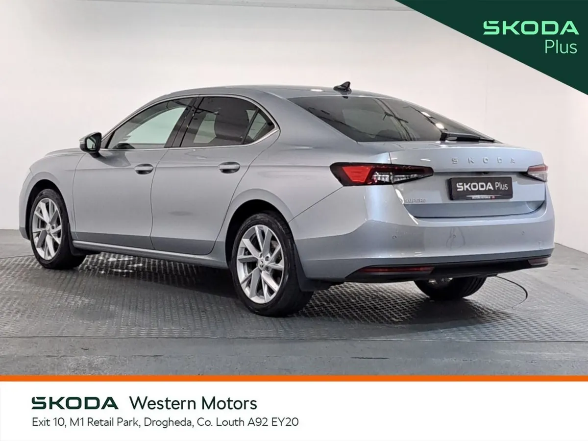 Skoda Superb Saloon, Diesel, 2025, Silver
