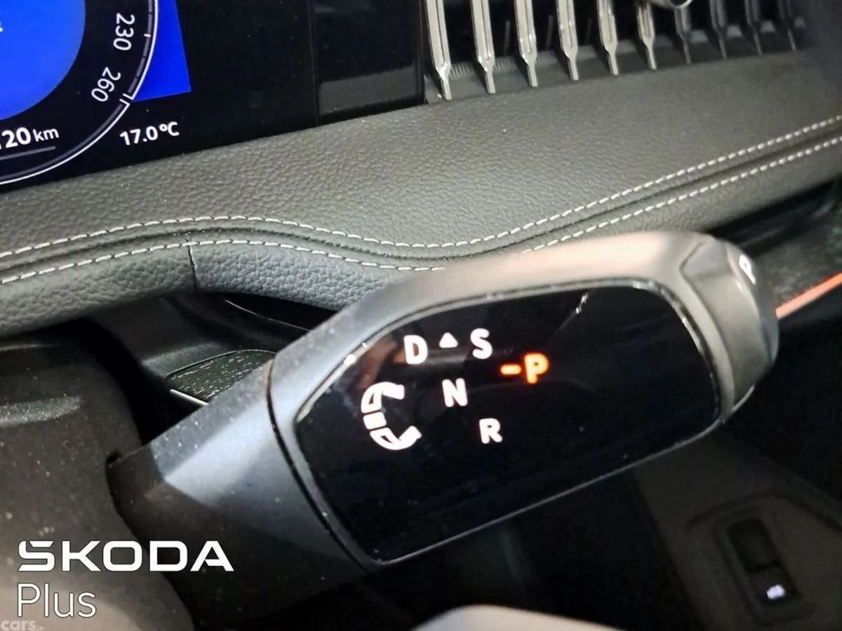 Skoda Superb Saloon, Diesel, 2025, Silver