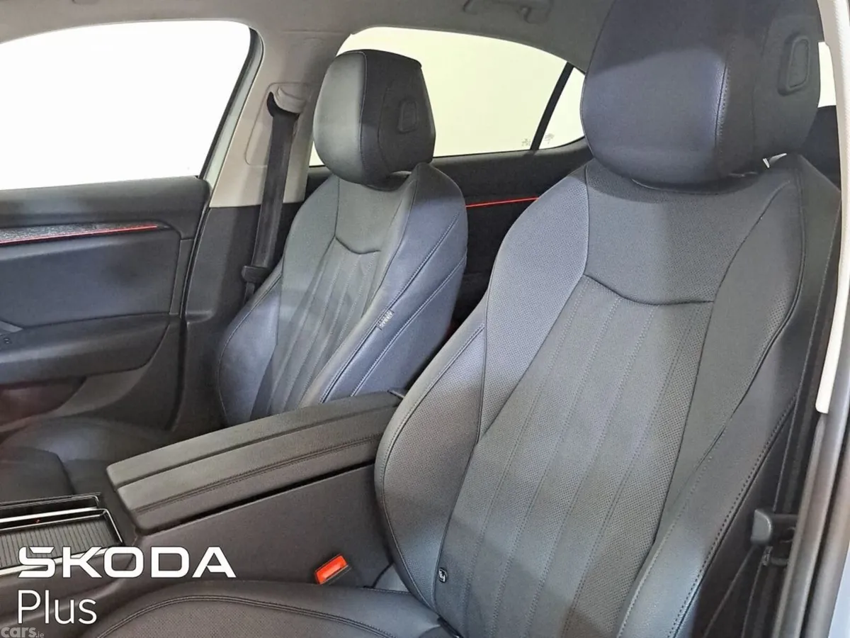 Skoda Superb Saloon, Diesel, 2025, Silver