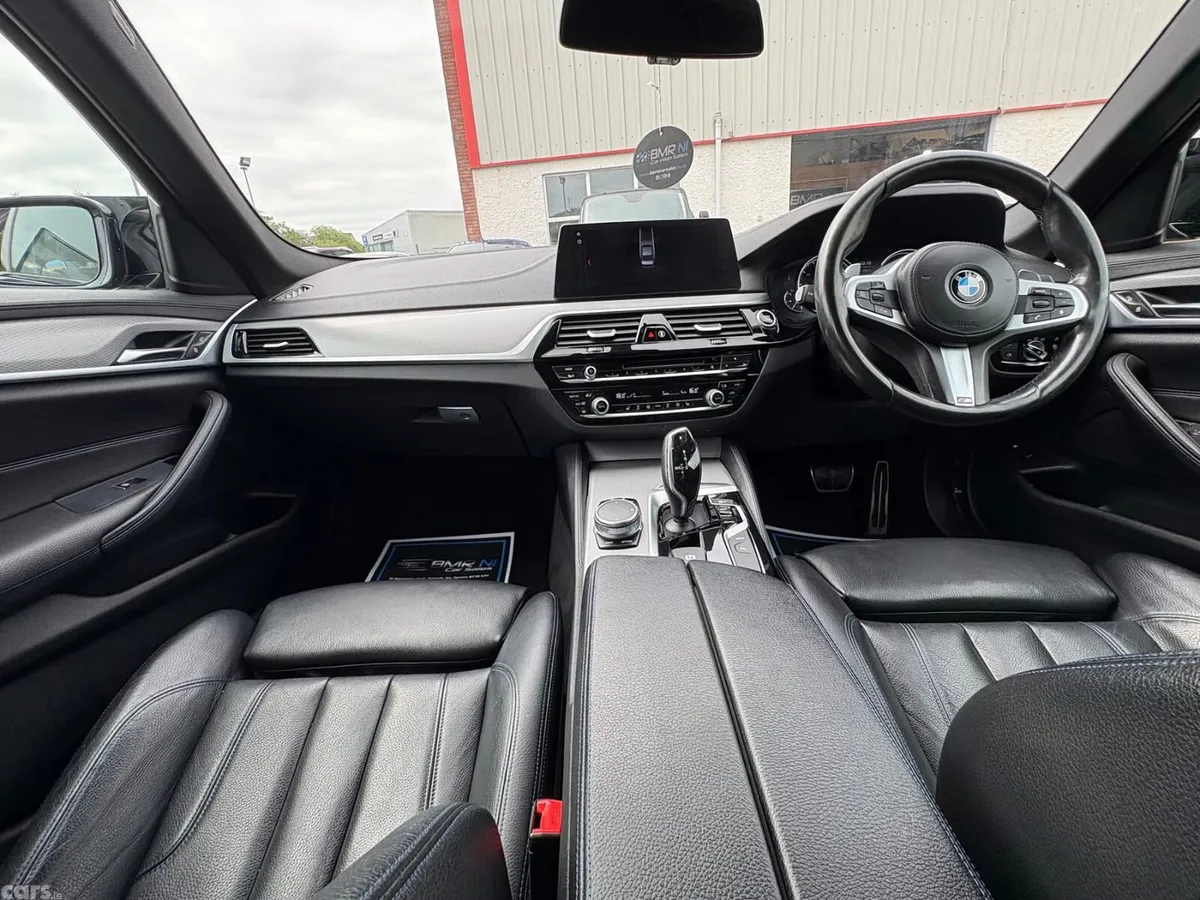 BMW 5-Series Saloon, Petrol Hybrid, 2017, Blue