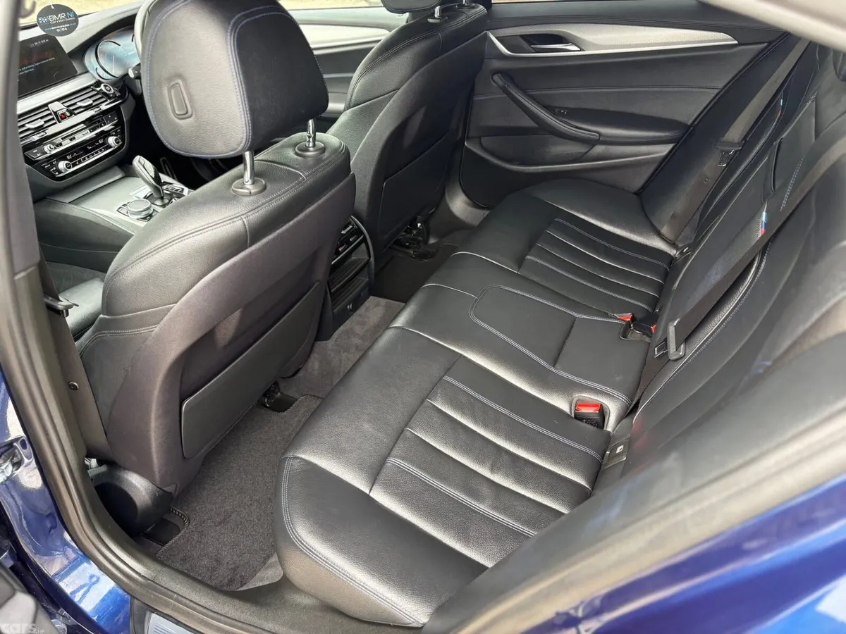BMW 5-Series Saloon, Petrol Hybrid, 2017, Blue