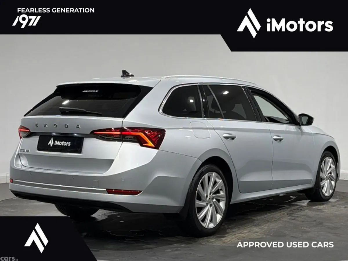 Skoda Octavia Estate, Diesel, 2023, Grey