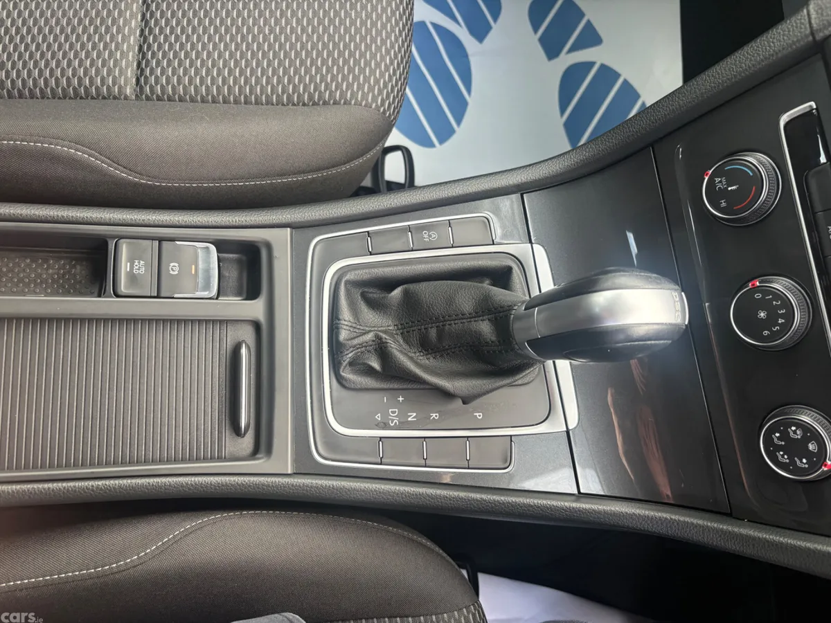 Volkswagen Golf Hatchback, Diesel, 2019, Grey