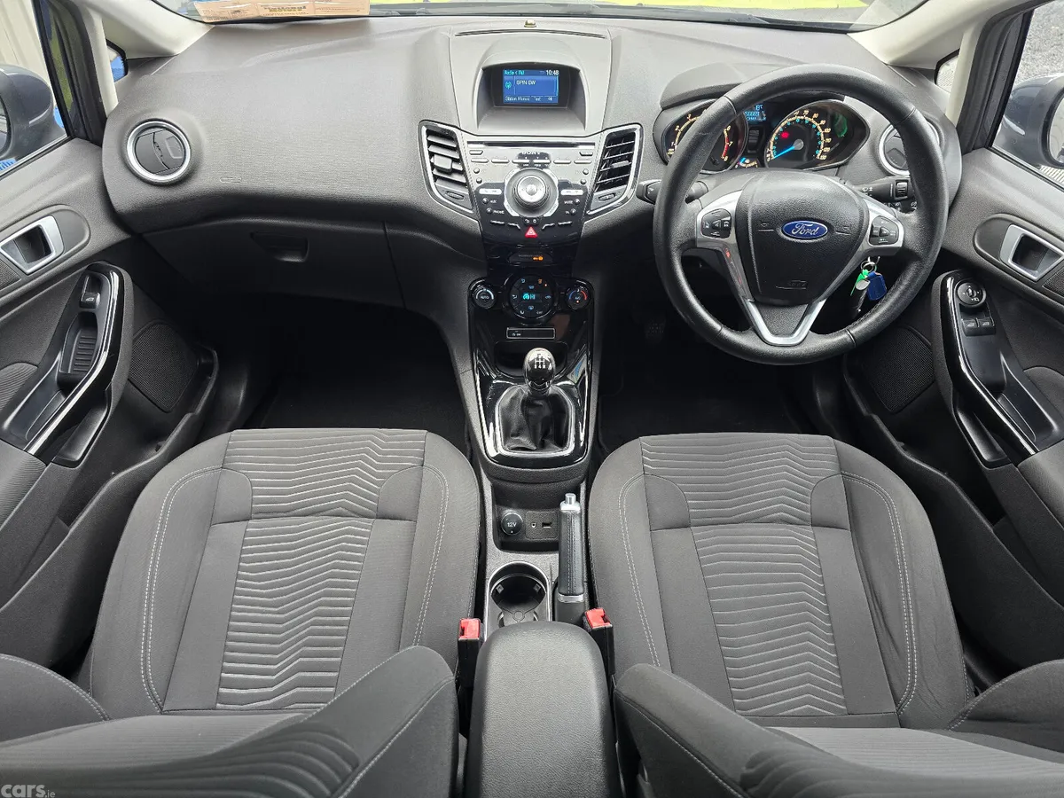 Ford Fiesta Hatchback, Petrol, 2014, Grey