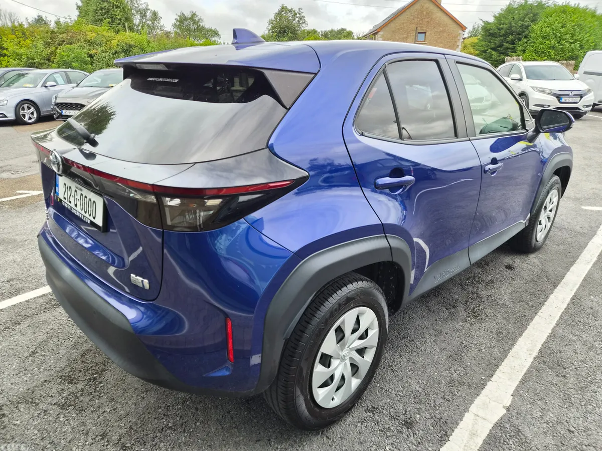 Toyota Yaris Cross SUV, Petrol Hybrid, 2021, Blue