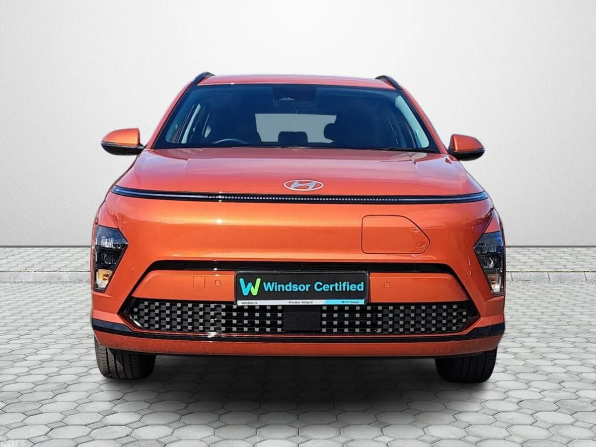 Hyundai KONA Hatchback, Electric, 2026, Orange