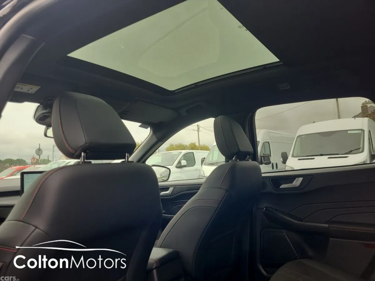 Ford Kuga SUV, Petrol Plug-in Hybrid, 2025, Black