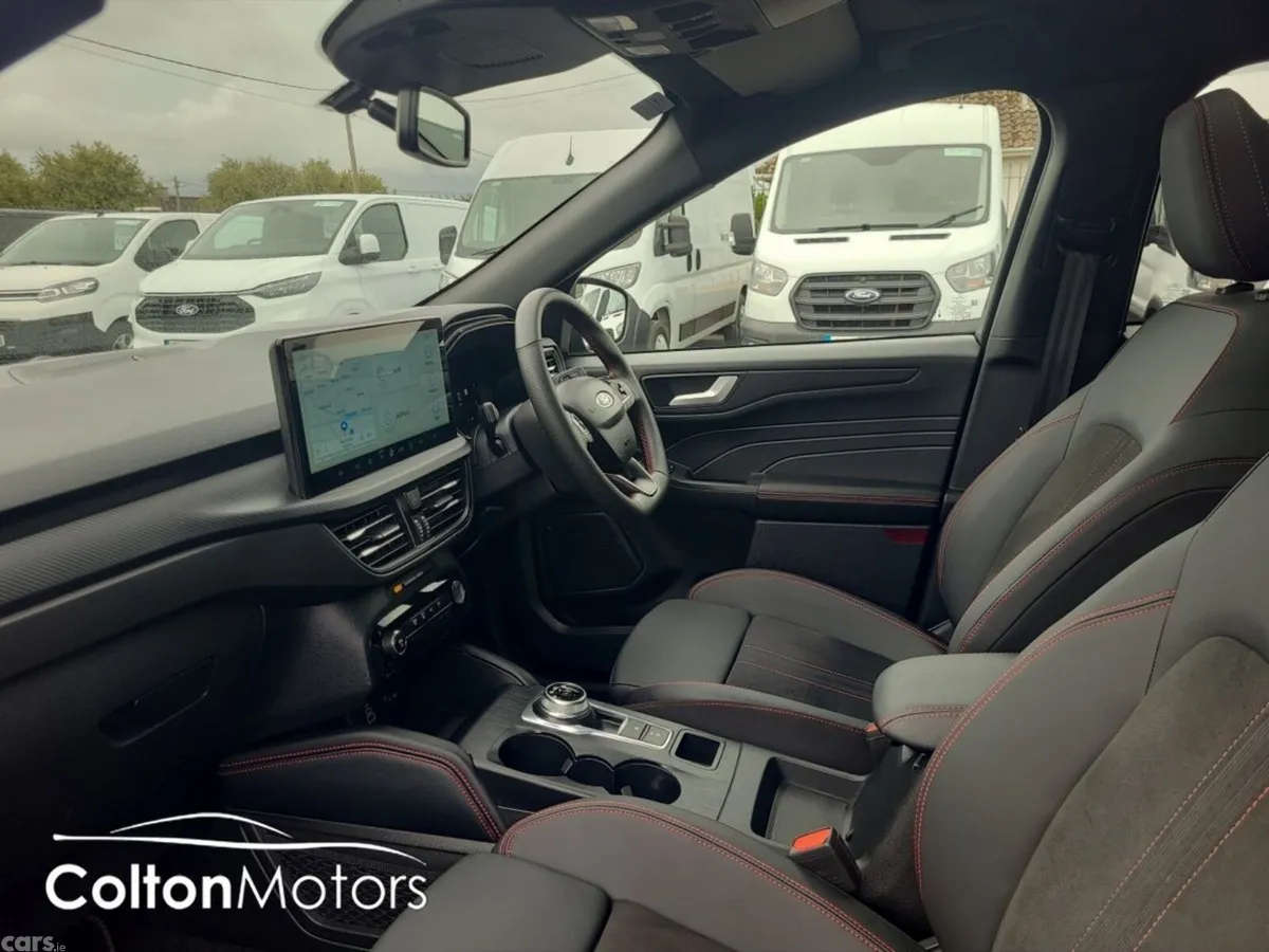 Ford Kuga SUV, Petrol Plug-in Hybrid, 2025, Black
