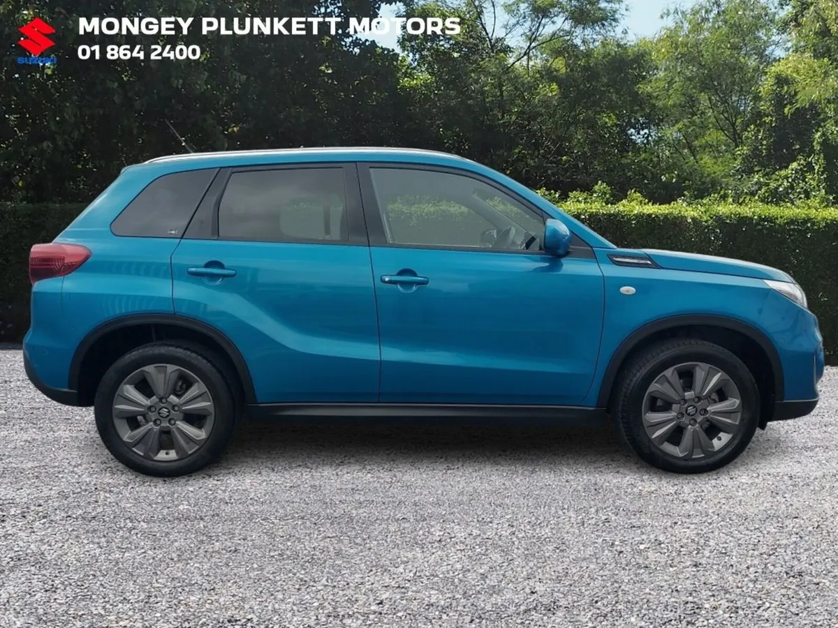 Suzuki Vitara SUV, Petrol, 2021, Blue