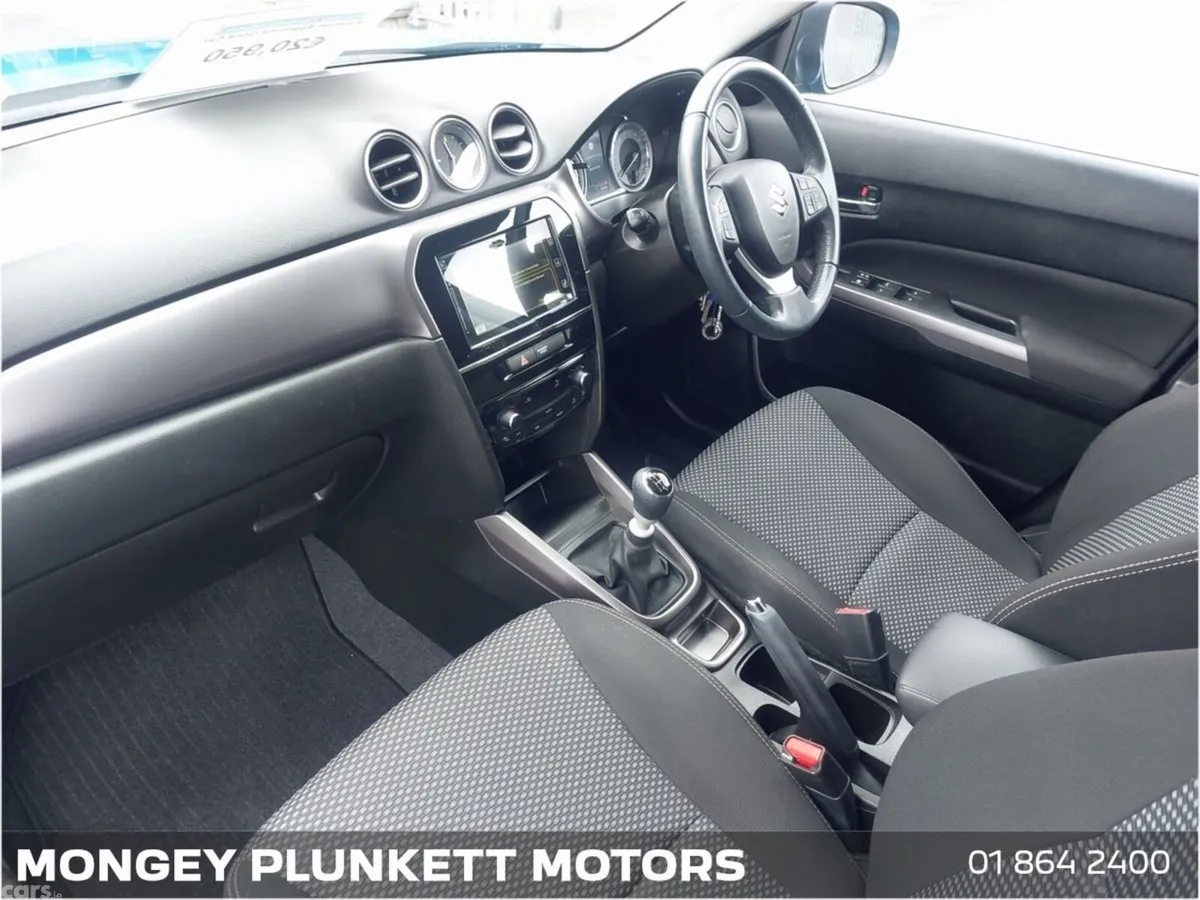 Suzuki Vitara SUV, Petrol, 2021, Blue