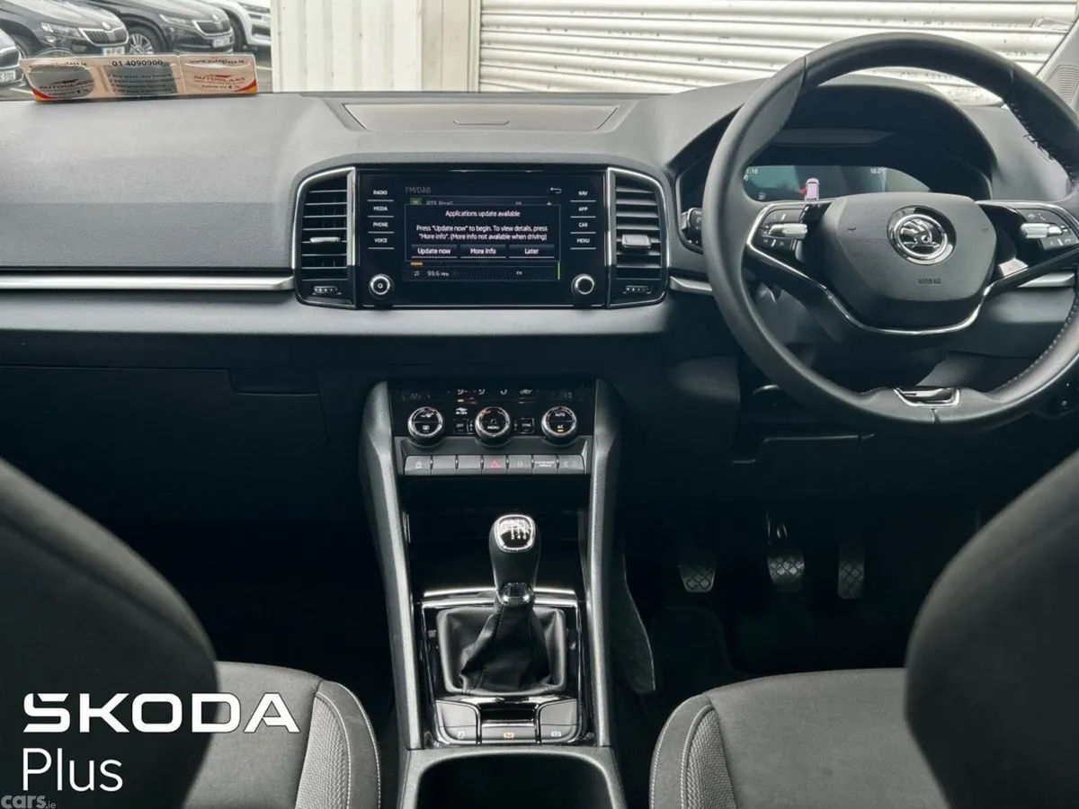 Skoda Karoq SUV, Diesel, 2023, Grey