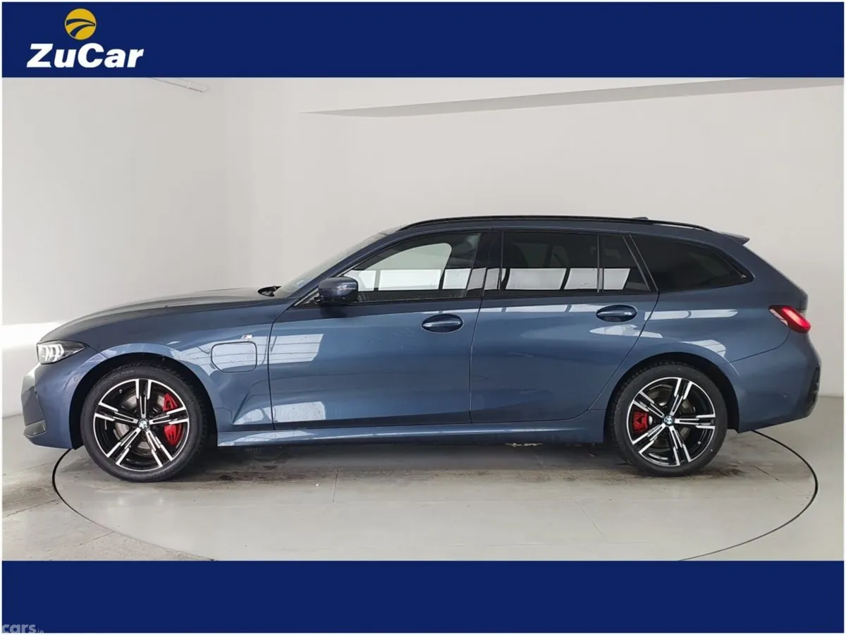 BMW 3-Series Estate, Petrol Plug-in Hybrid, 2025, Blue