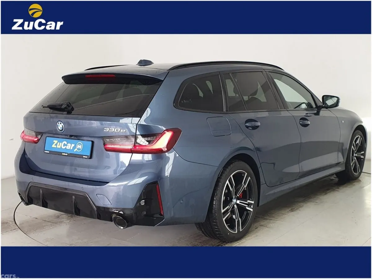 BMW 3-Series Estate, Petrol Plug-in Hybrid, 2025, Blue