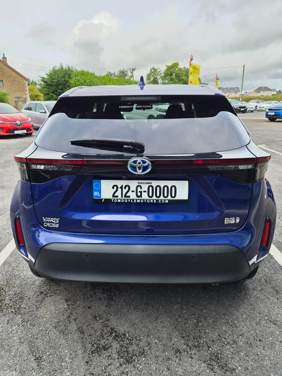 Toyota Yaris Cross SUV, Petrol Hybrid, 2021, Blue