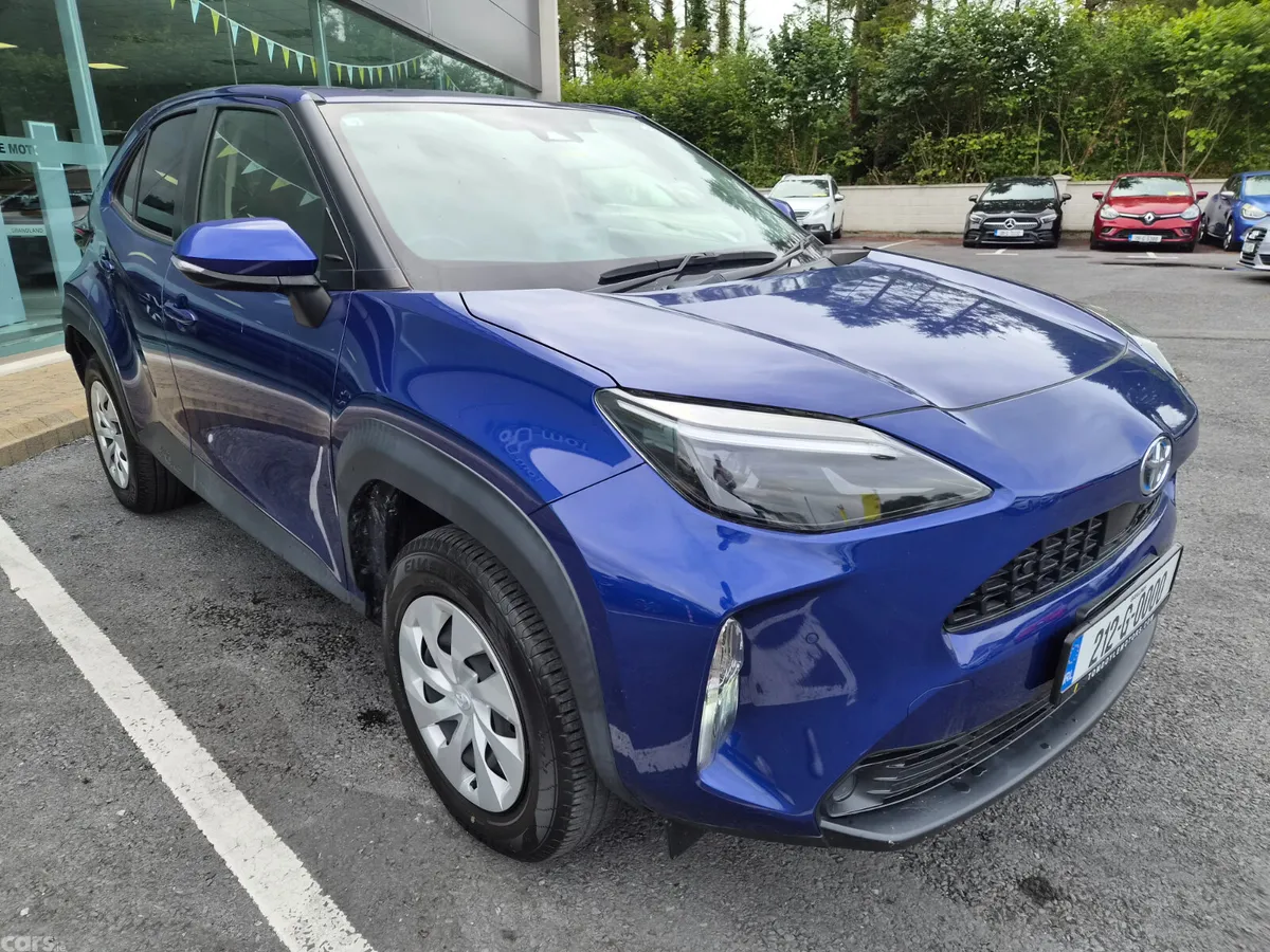 Toyota Yaris Cross SUV, Petrol Hybrid, 2021, Blue