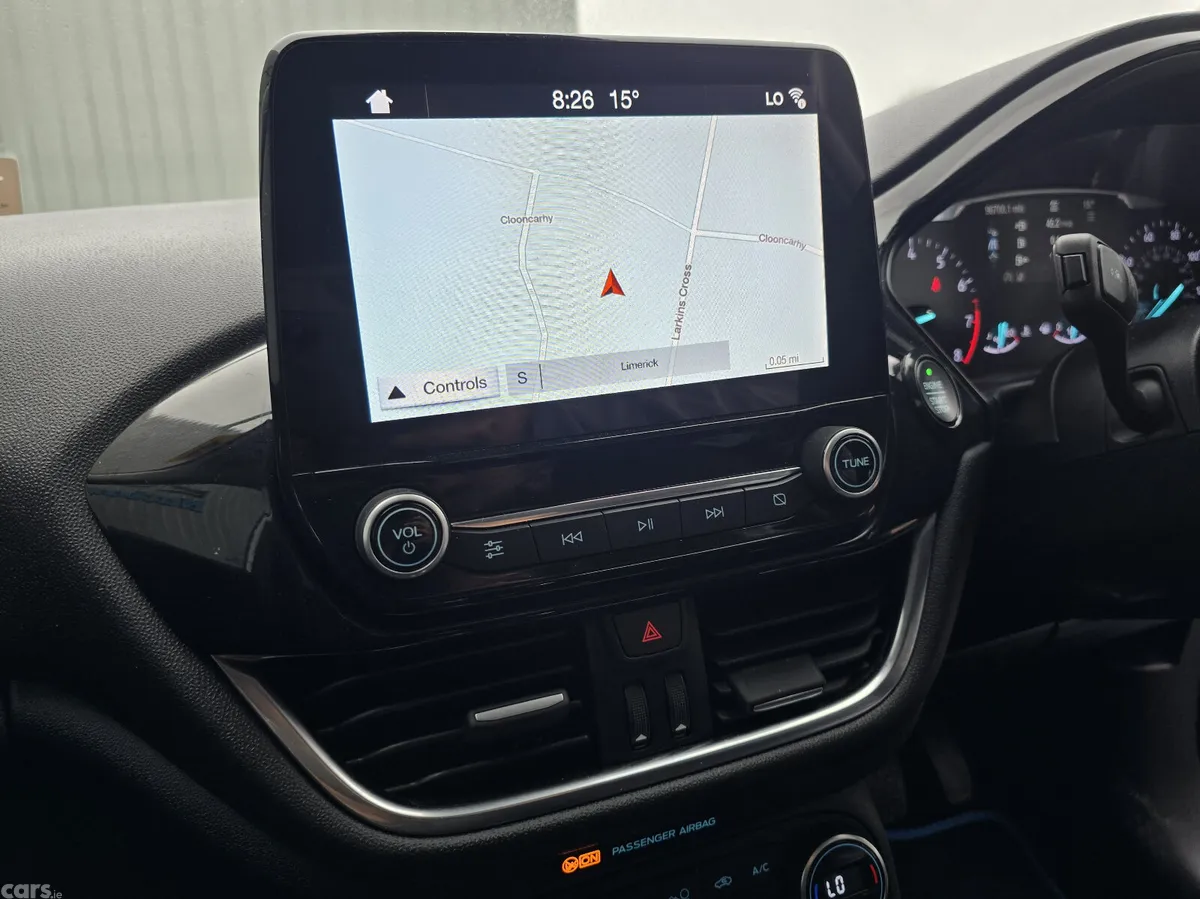 Ford Fiesta Hatchback, Petrol, 2019, White