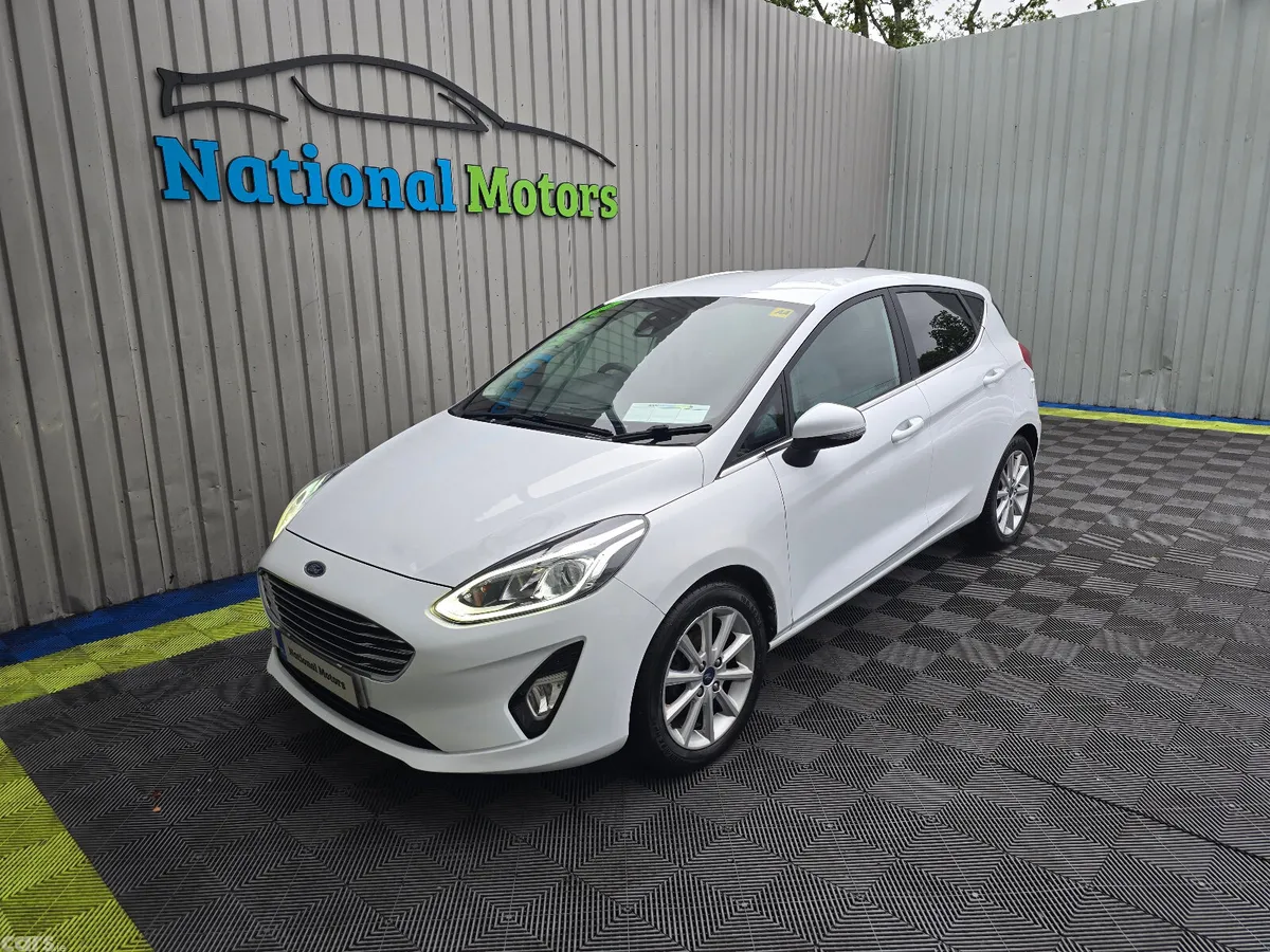 Ford Fiesta Hatchback, Petrol, 2019, White