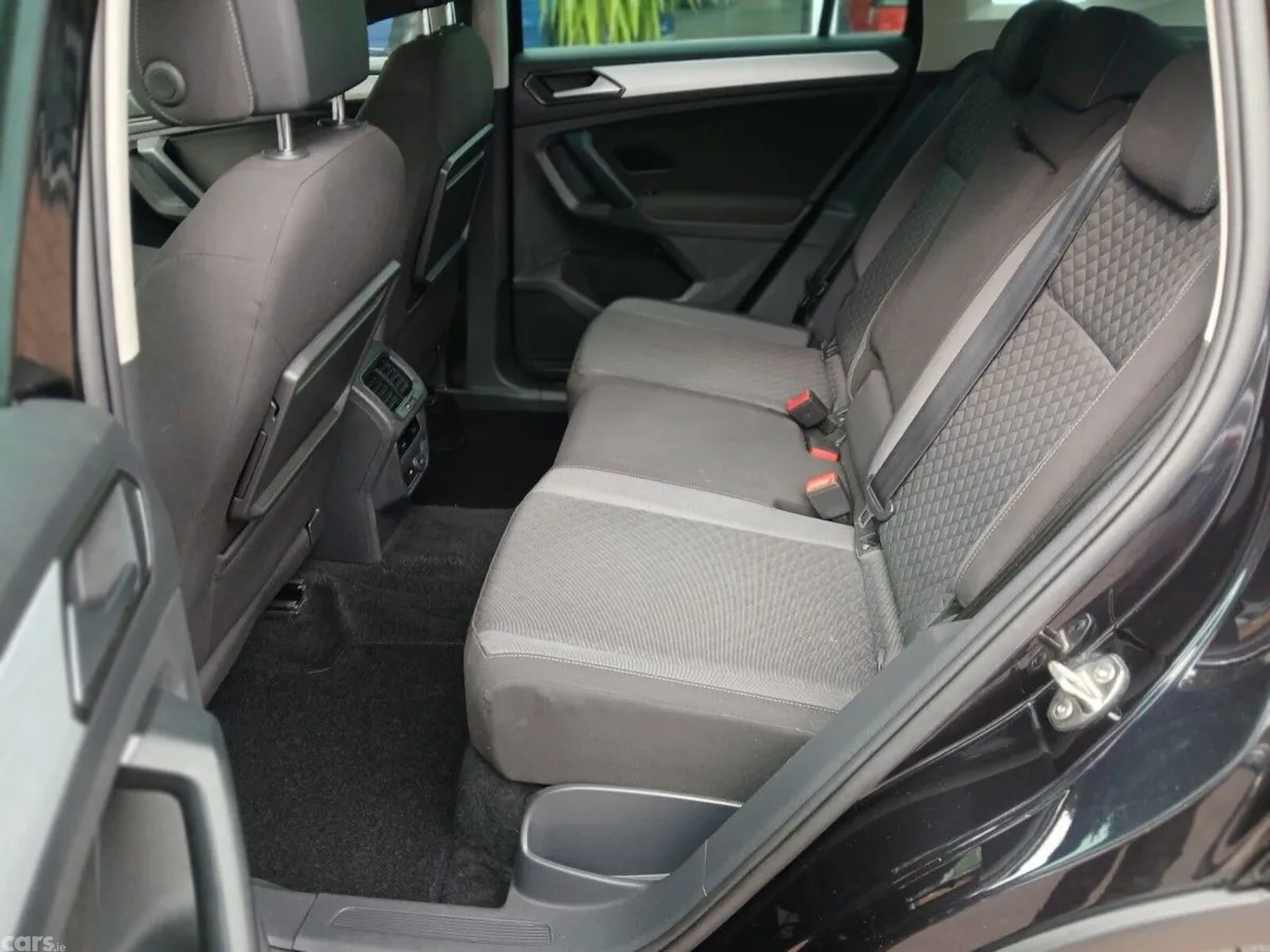 Volkswagen Tiguan SUV, Diesel, 2018, Black