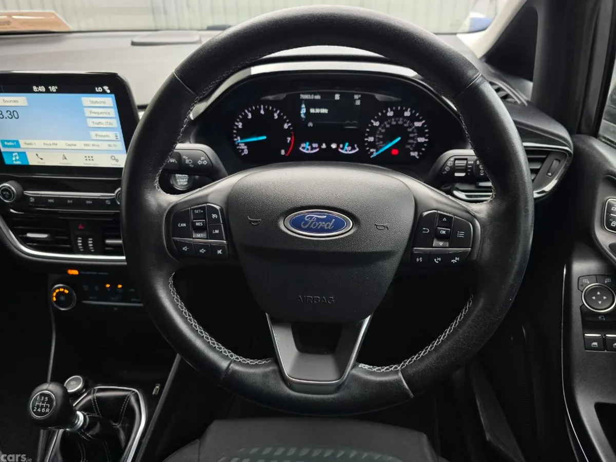 Ford Fiesta Hatchback, Petrol, 2017, Grey