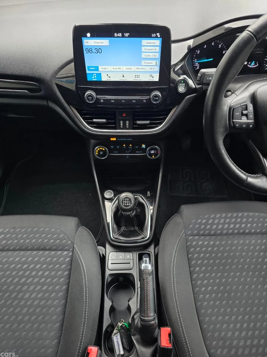 Ford Fiesta Hatchback, Petrol, 2017, Grey