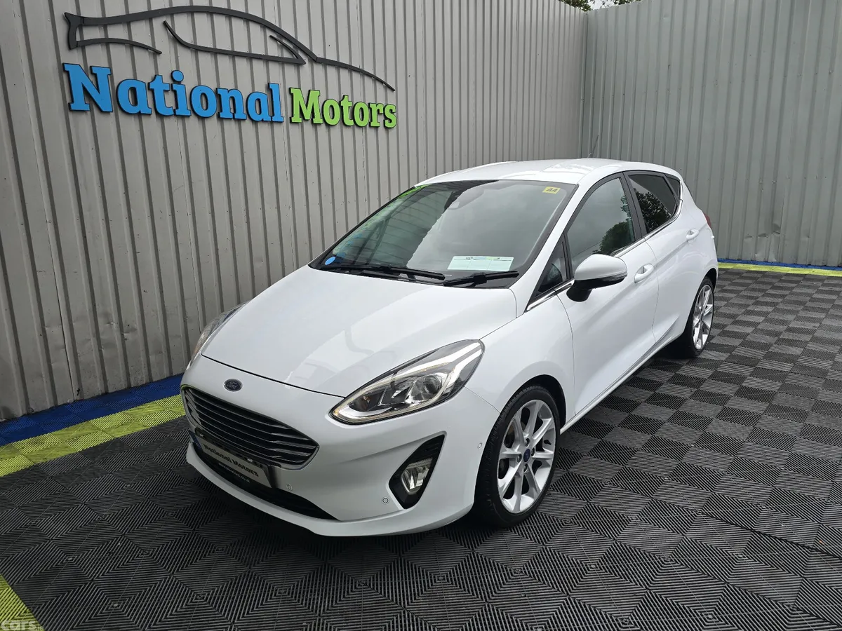 Ford Fiesta Hatchback, Petrol, 2020, White